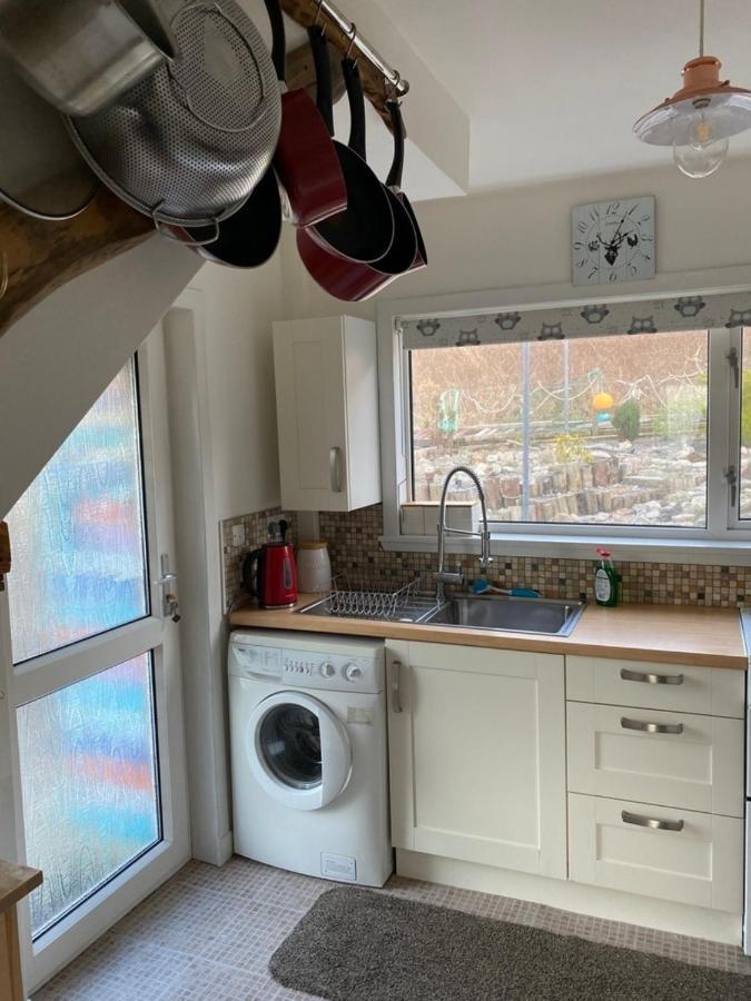 فيلا Cosy 2-Bed House In كينلوتشبيرفي المظهر الخارجي الصورة